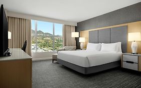 Hilton Los Angeles North-Glendale & Executive Meeting Center